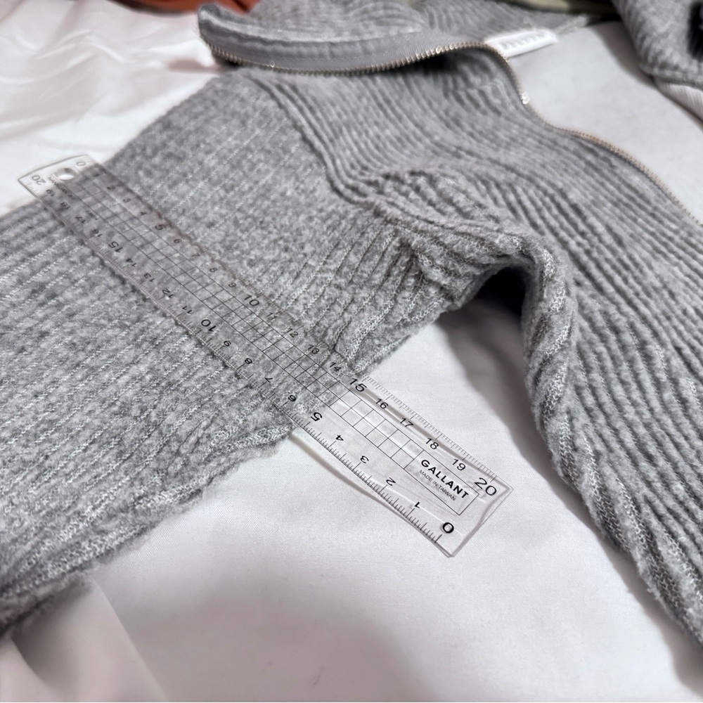 SALE! ๐ฐ๐ท Korean Designer Grey Cotton Zip Long Sleeves Dress - Picture 3 of 3
